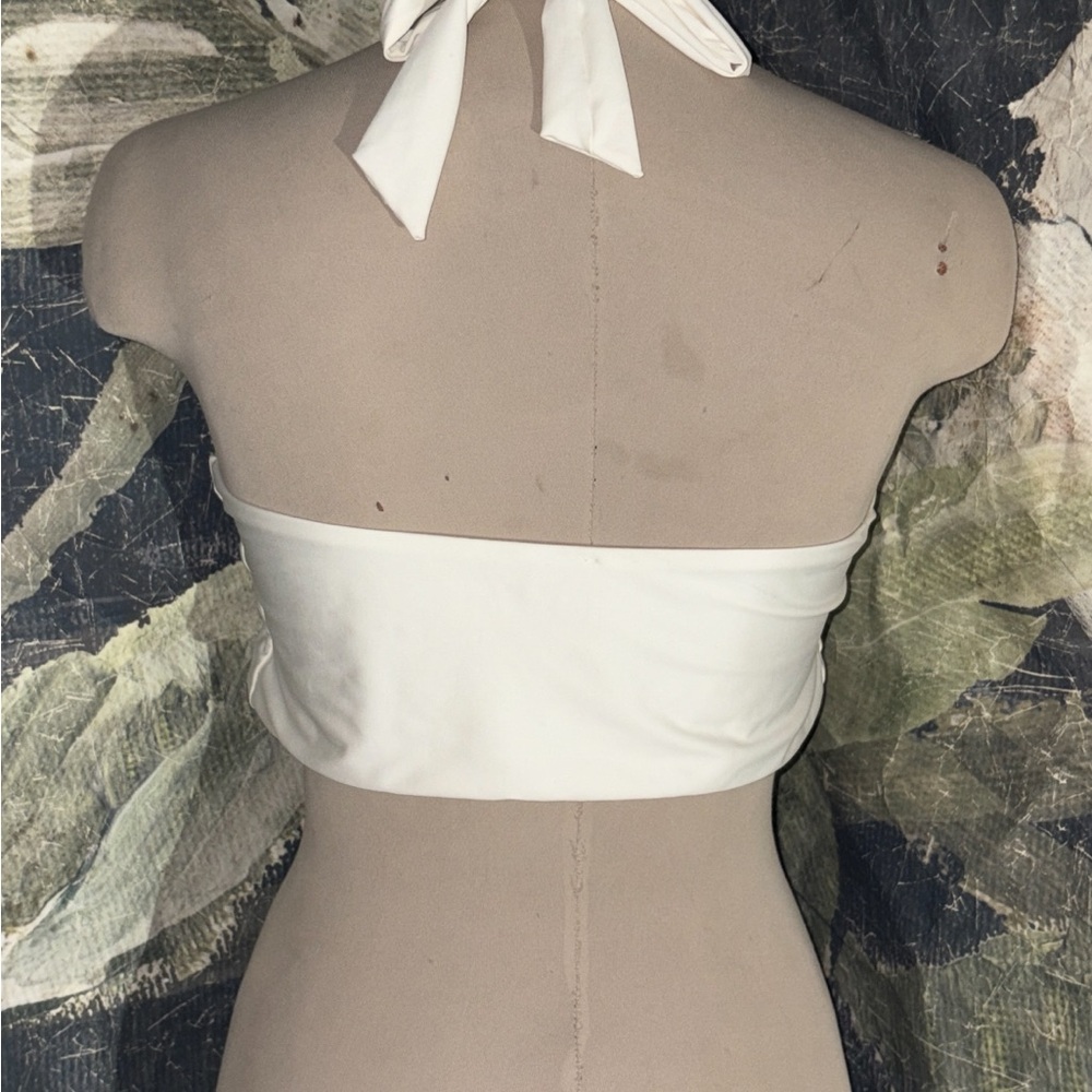 FARM Rio White Bikini Flower Top - Picture 6 of 6